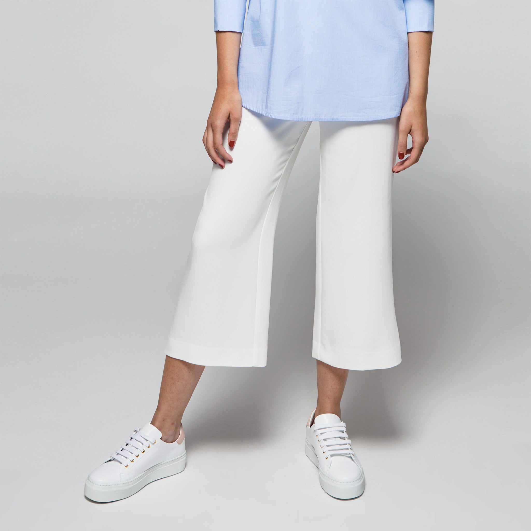 Wide Cropped Pants in Off-White